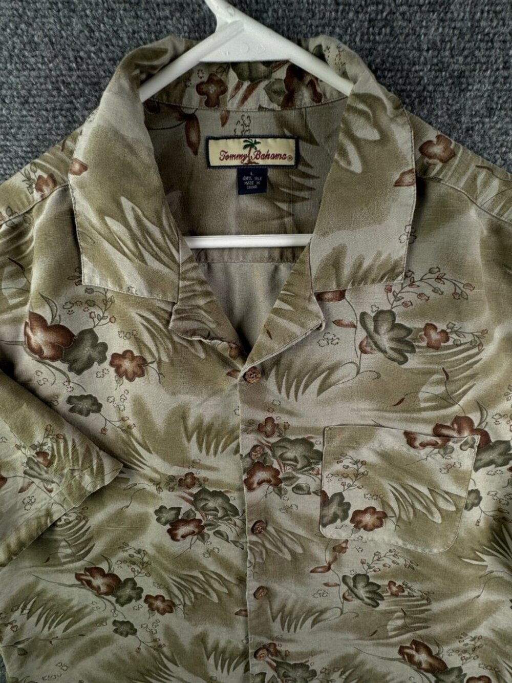 Tommy Bahama Green Floral All Silk Short Sleeve Button Up Shirt Large Men Hawaii